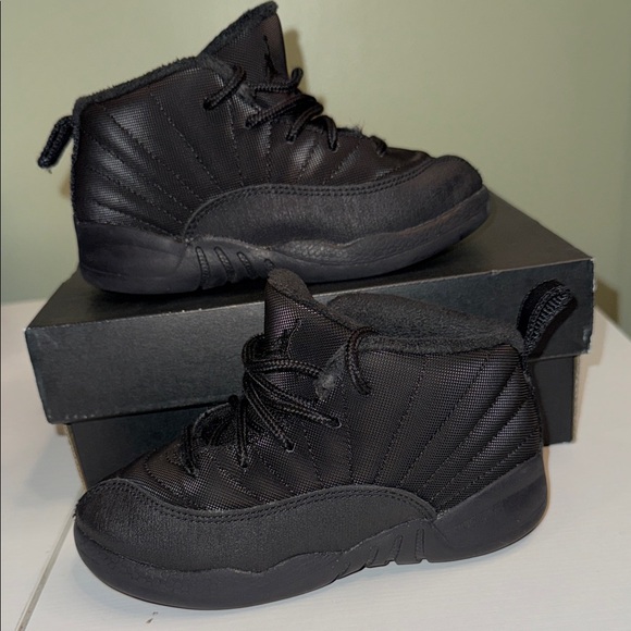 Jordan 12 Retro winterized triple black size 10c - Picture 1 of 1